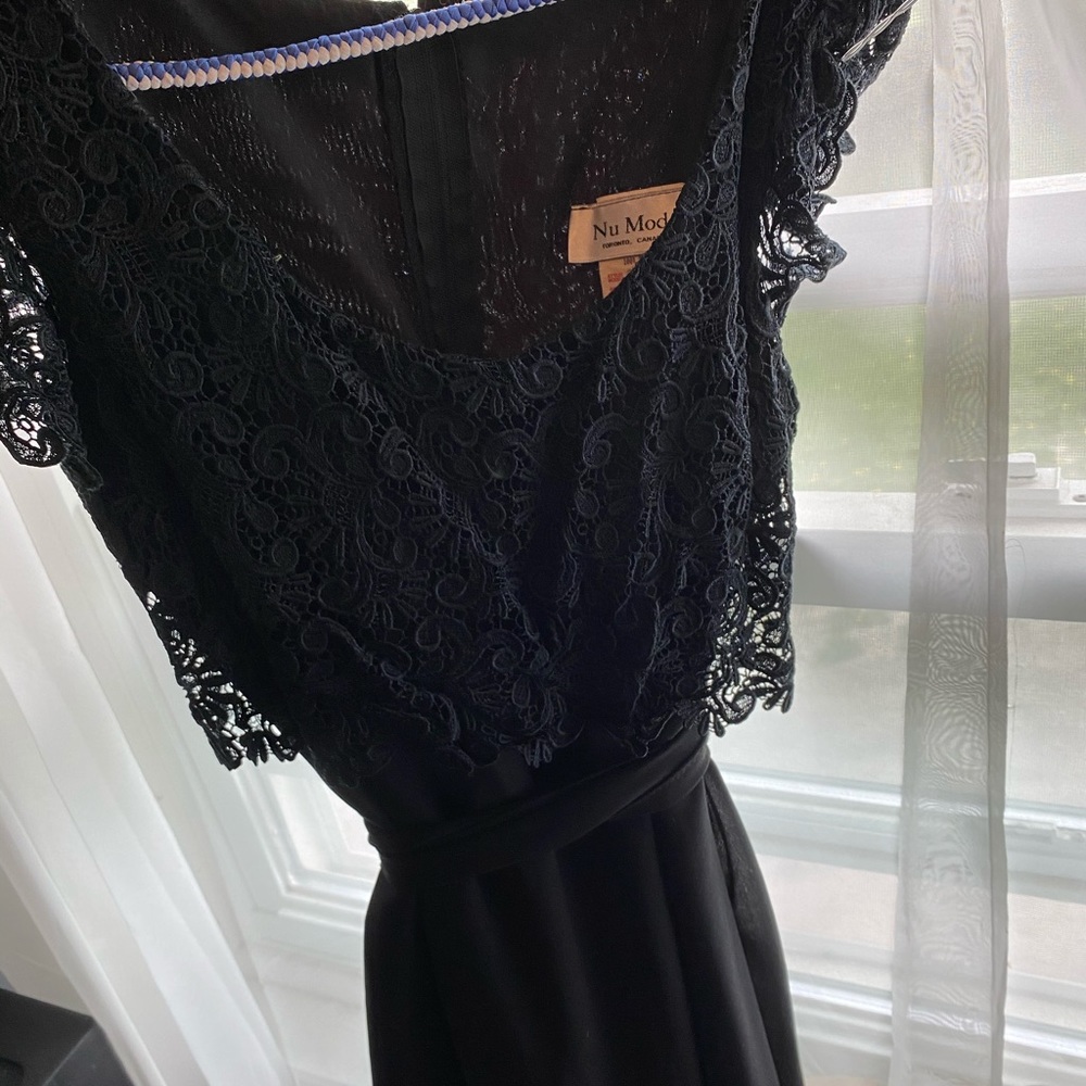 Beautiful witchy lace dress